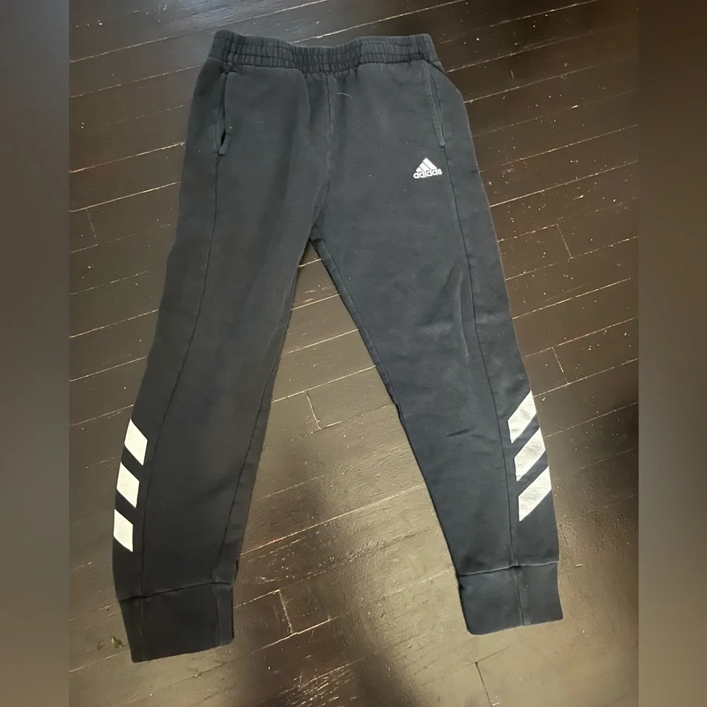 Adidas Youth Boys Joggers - Dark Gray with White Stripes - Size XL (18/20)